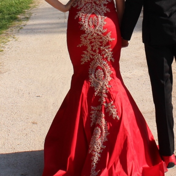Prom dress - Picture 3 of 4